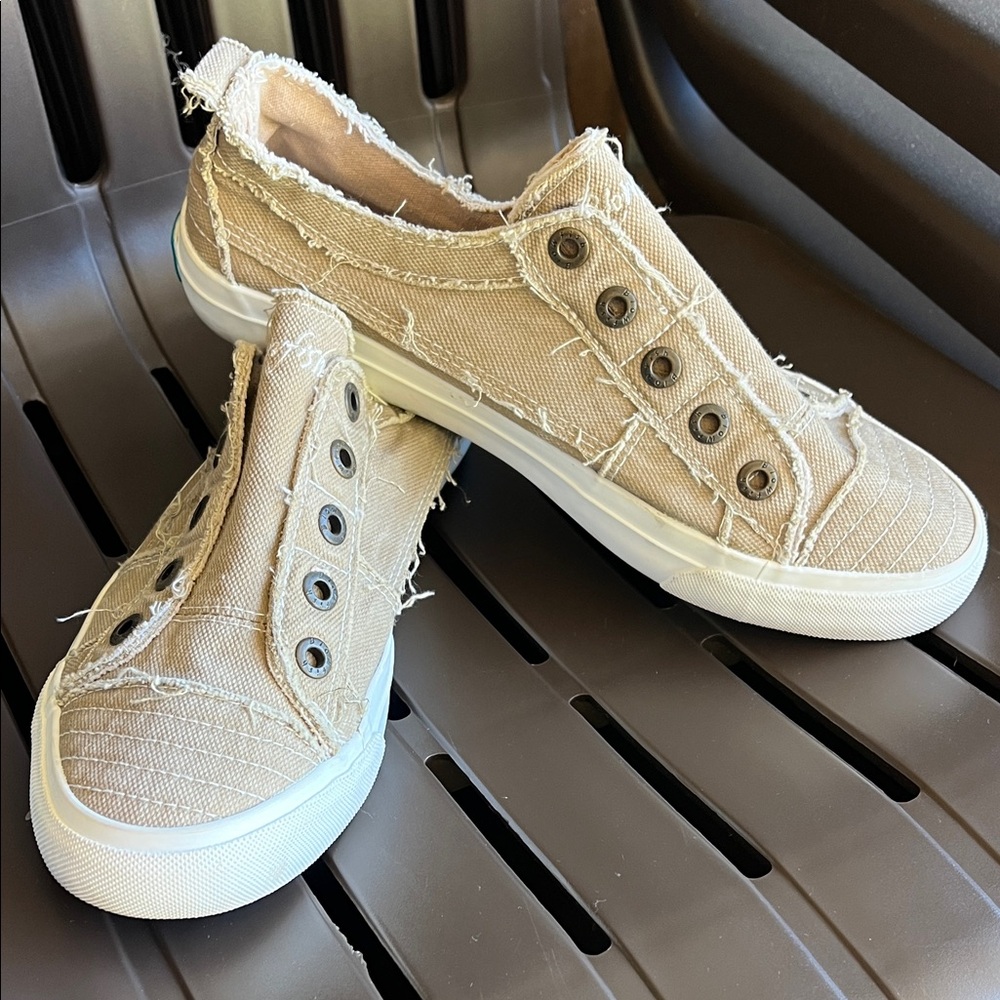 Blowfish Sneakers